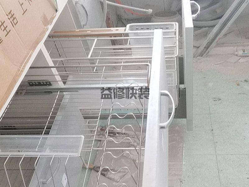 深圳龙岗区水槽拉篮更换,二手房改造,厨房翻新