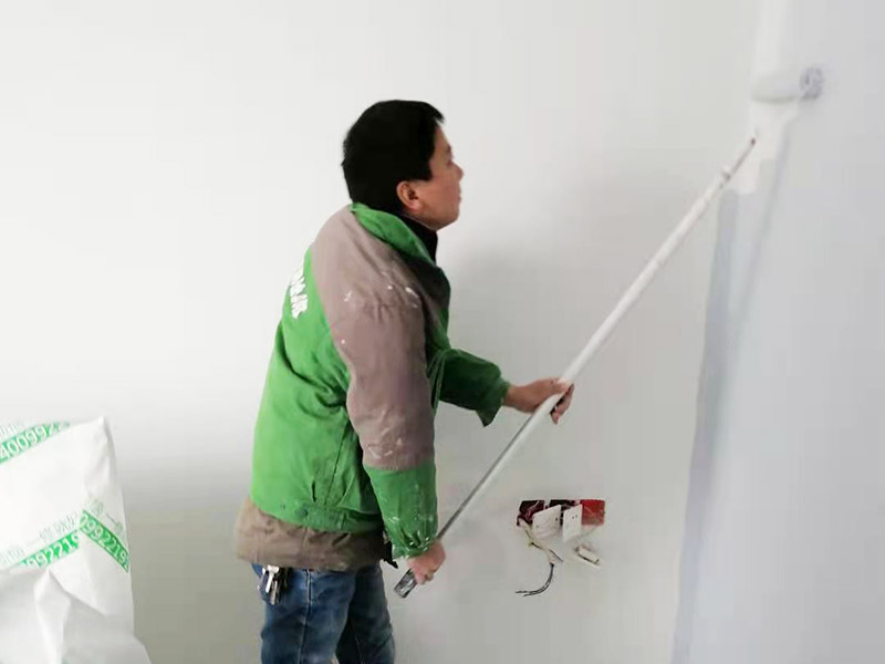 昆明刷乳胶漆多少钱一平方米-昆明墙面翻新哪家好?