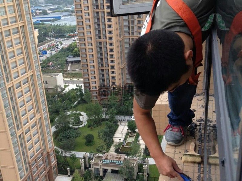 江汉区房屋漏水怎么修补_武汉江汉区漏水检测上门服务费标准(图3)