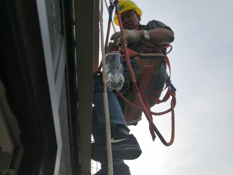 成都锦江区防水补漏电话_锦江区防水补漏报价_成都锦江区防水补漏公司(图2)