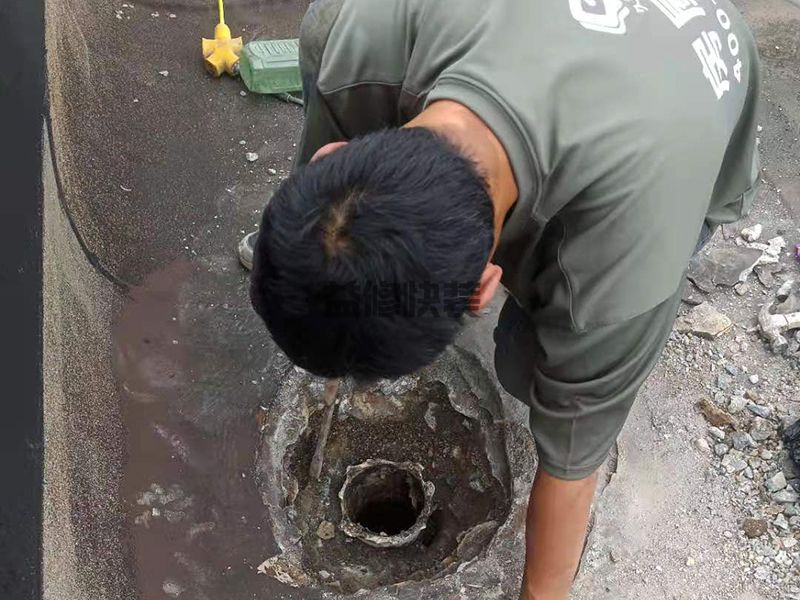 室外水管维修怎么收费_室外自来水水管爆裂怎么处理