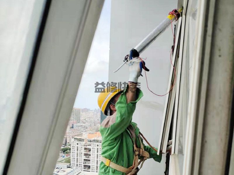 天津滨海新区外墙窗框打胶,门窗维修,防水补漏(图3)
